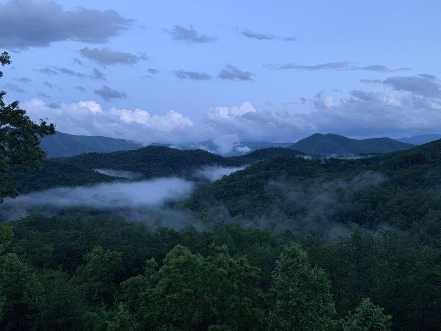 Heavenly Daze A Peachful Retreat Sevierville Exterior photo